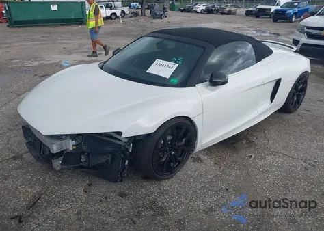 2012 Audi R8 5.2 z USA, uszkodzony, nr VIN WUAVNAFG7CN001027